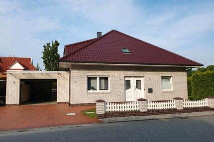 Einfamilienhaus in Jever - 425.000,00&nbsp;EUR Kaufpreis, ca.&nbsp; 173,00&nbsp;m&sup2; in Jever (PLZ: 26441)