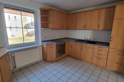 Wundervolle Erdgeschoss-Wohnung mit EBK, Balkon und Garagenanmietung - Boizenburg/Elbe