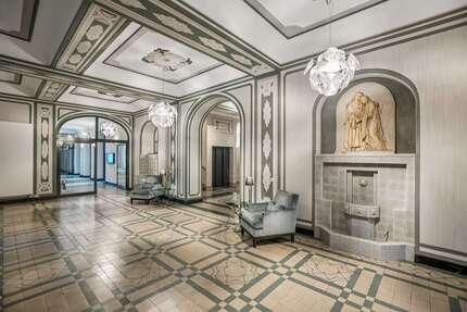 Wohnung zum Kaufen in Düsseldorf-Altstadt 1.980.000,00 € 177 m²