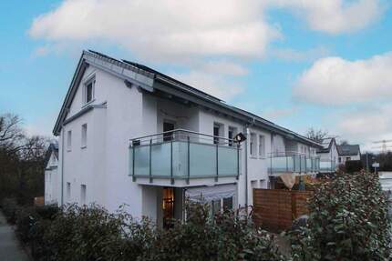 3-Zimmer-Wohnung auf zwei Ebenen mit Süd-Terrasse und Garage - Stuttgart Plieningen