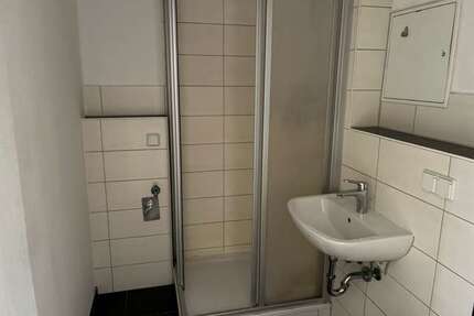Wohnung zum Mieten in Halle (Saale) 269,00 € 41.3 m²