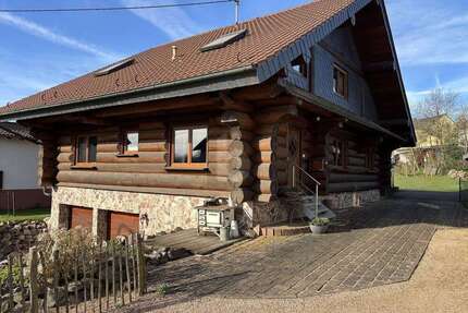 Haus zum Kaufen in Nohfelden 429.000,00 € 175 m²