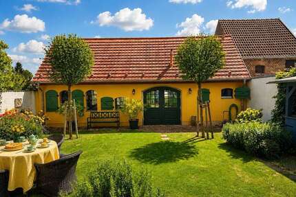 Haus zum Kaufen in Wustrau 590.000,00 € 150 m²