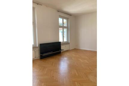 Zentrale Wohnung mit schicker Einbauküche und Luxus, Duschbad! - Berlin Charlottenburg-Wilmersdorf