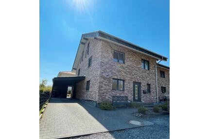 Familienfreundliche DHH mit modernster Technik - Neunkirchen-Seelscheid