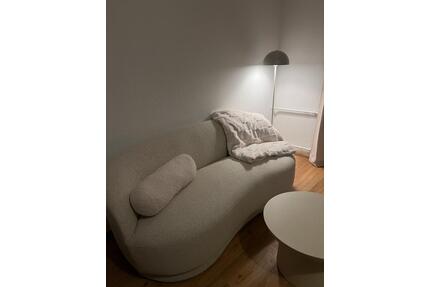 UNTERMIETE Schöne voll möbilierte 2-Zimmer-Wohnung in Wandsbek - Hamburg