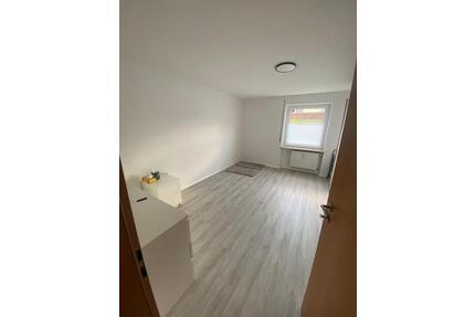 Vermiete Wohnung bis August - 1.200,00&nbsp;EUR Kaltmiete, ca.&nbsp; 77,00&nbsp;m&sup2; in Immenstadt im Allgäu (PLZ: 87509)