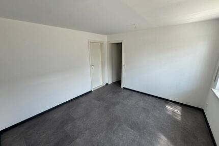 Modernes frisch renoviertes Büro in Elxleben zu vermieten