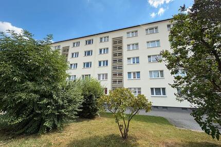 3- Zimmer-Eigentumswohnung mit Balkon - Treuen