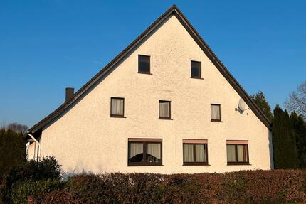 Einfamilienhaus - 1.320,00&nbsp;EUR Kaltmiete, ca.&nbsp; 150,00&nbsp;m&sup2; in Bad Essen (PLZ: 49152)