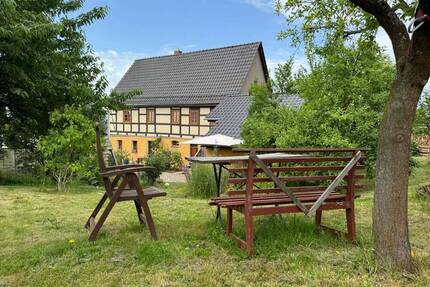 Start ins Frühjahr!! Idyllisches Wohngrundstück mit saniertemmodernisiertem Einfamilien-Fachwerkhaus - Großweitzschen