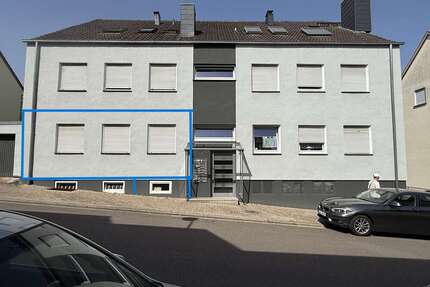 Wohnung zum Kaufen in Saarbrücken 65.000,00 € 30.4 m²