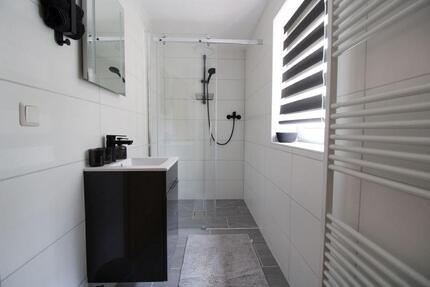 möblierte Wohnung - 300,00&nbsp;EUR Kaltmiete, ca.&nbsp; 40,00&nbsp;m&sup2; in Dresden (PLZ: 01328) Schönfeld-Weißig