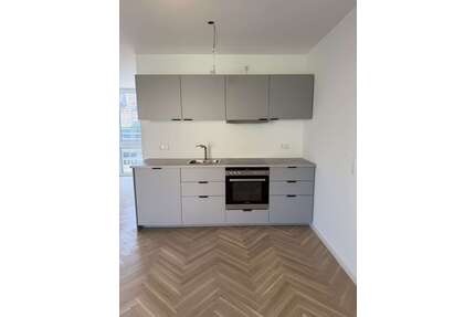 Wohnung zum Mieten in Stuttgart 990,00 € 43.04 m²