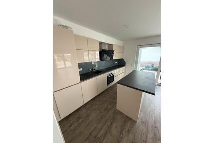 Neue 3,5-Zimmerwohnung in AssmanshardtSchemmerhofen, nähe BC