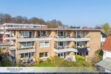 Haus zum Kaufen in Oldenburg 1.950.000,00 € 753 m²