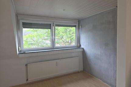 WG-Zimmer in 3er Jungs WG. - 250,00&nbsp;EUR Kaltmiete, ca.&nbsp; 12,00&nbsp;m&sup2; in Osnabrück (PLZ: 49074)