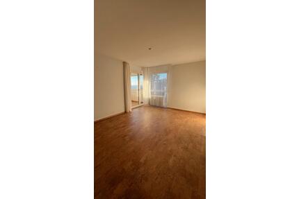 Helle 2,5 Zimmer Wohnung - 1.000,00&nbsp;EUR Kaltmiete, ca.&nbsp; 48,00&nbsp;m&sup2; in Wernau (Neckar) (PLZ: 73249)