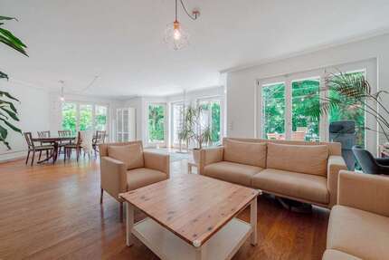 Haus zum Mieten in Essen Werden 2.200,00 € 203.93 m² - Essen / Werden