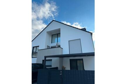 Exklusive 3-Zimmer-Gartenwohnung Barrierefrei in Erlenbach am - Erlenbach am Main