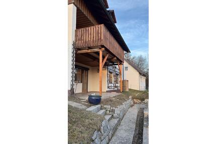 Helle 2Zimmer-Erdgeschosswohnung mit 2 Terrassen und Gartenanteil - Vilshofen an der Donau