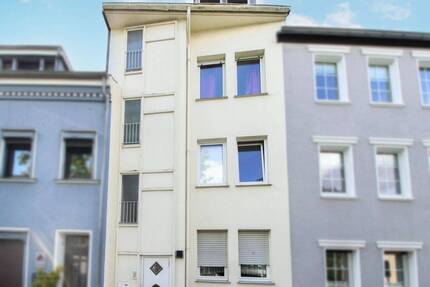 Attraktives Mehrfamilienhaus in gefragter Innenstadtlage von Mönchengladbach