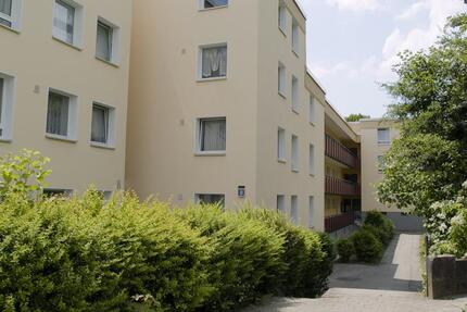 Komplett renovierte 2-Zimmer-Wohnung am Hackenberg mit Balkon - Remscheid Gemarkung Bergisch Born