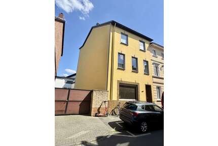 Haus zum Kaufen in Bonn 750.000,00 € 225 m²