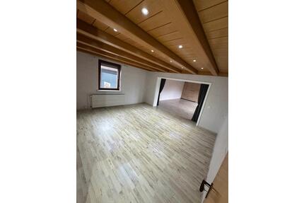 2 Familienhaus in Wulften - 1.400,00&nbsp;EUR Kaltmiete, ca.&nbsp; 200,00&nbsp;m&sup2; in Wulften am Harz (PLZ: 37199)