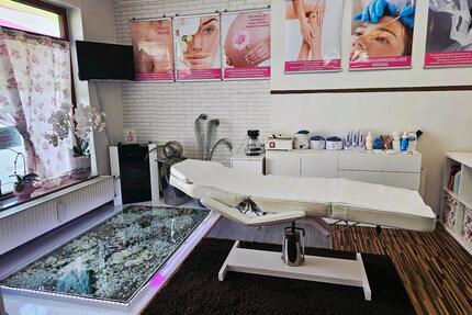 Große Atraktive Kosmetik Kabine nähe Flughafen & Messe Stuttgart - Filderstadt