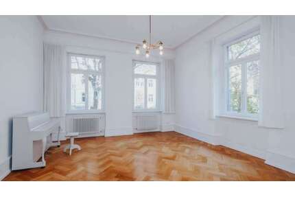 Haus zum Kaufen in Freiburg 2.495.000,00 € 363.1 m²