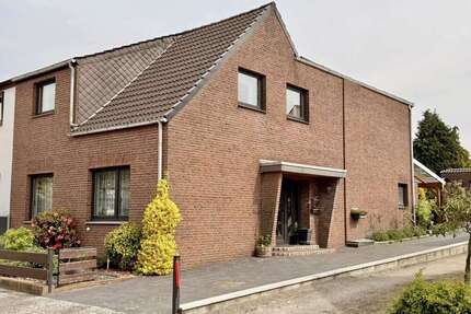 Haus zum Kaufen in Osterholz-Scharmbeck 379.000,00 € 130 m²