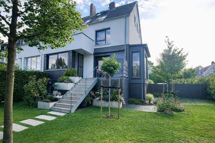 Haus zum Kaufen in Hannover 858.000,00 € 210 m²