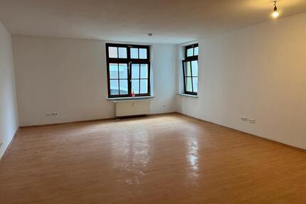 1 Zimmer Wohnung 56qm ab sofort in Schwandorf