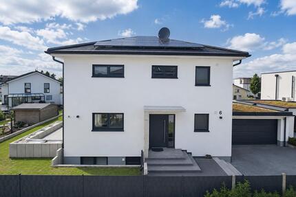 Modernes Einfamilienhaus BJ 2020 mit PV & Doppelgarage - Schutterwald