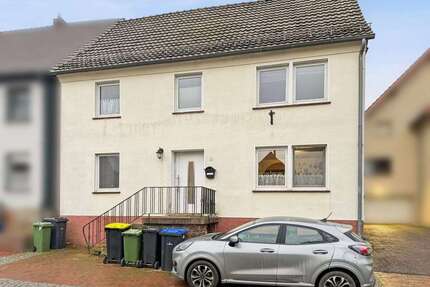 Haus zum Kaufen in Borgentreich 99.000,00 € 186 m²