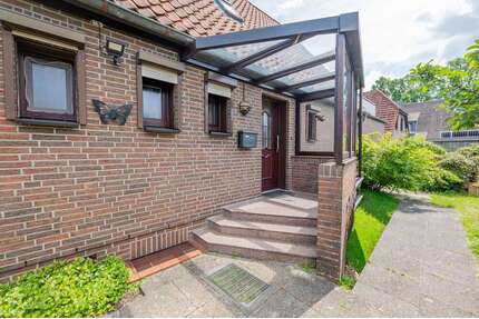 Haus zum Kaufen in Stade 328.000,00 € 150 m²