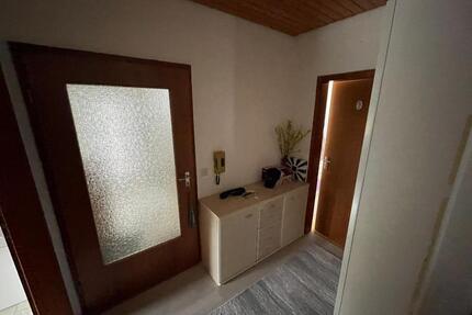 Helle 4 Zimmer Erdgeschosswohnung in Westheim - Rosengarten