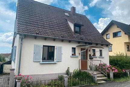 Zuhause mit 7,5 Zimmern und viel Platz in Neckarsteinach