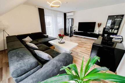 Stilvoll möbliert & hochwertig gepflegt - 2,5 Zimmer mit Balkon - Öhringen