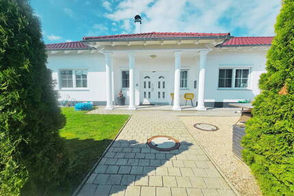 Modernes Familienhaus - 2,80 m Deckenhöhe & Ausbaureserve - provisionsfrei in ruhiger Lage - 88422 Bad Buchau