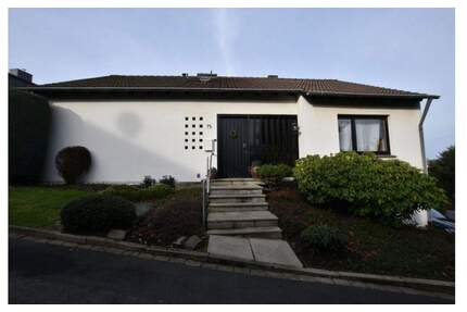 Familienfreundliches Einfamilienhaus mit Einliegerwohnung - Essen Werden