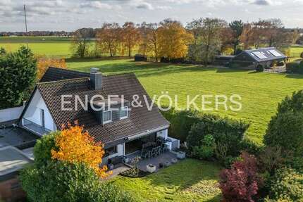 Haus zum Kaufen in Krefeld 675.000,00 € 211 m²