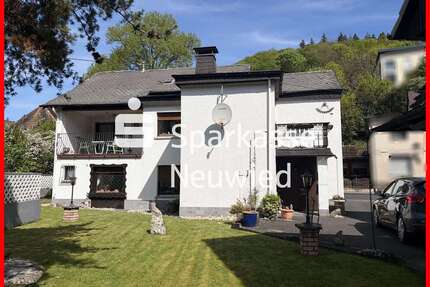 Haus zum Kaufen in Datzeroth 185.000,00 € 139 m²