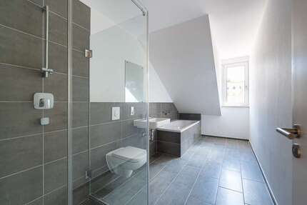 Haus zum Mieten in Beelitz 1.840,00 € 146.93 m²