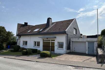 Haus zum Kaufen in Marsberg 159.000,00 € 155 m²