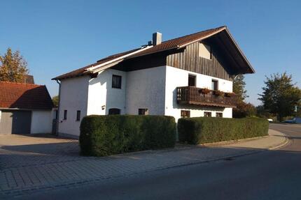 3,5-Zimmer-Wohnung mit Balkon & Einbauküche in Pfarrkirchen
