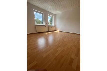 3-Zimmer-DG Wohnung 80qm mitGartenant. & Stellplatz Niederneisen