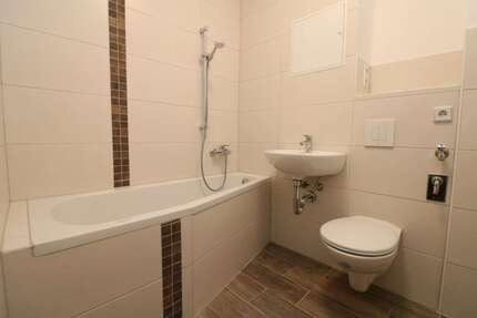 Wohnung zum Mieten in Freiberg 389,00 € 55.34 m²