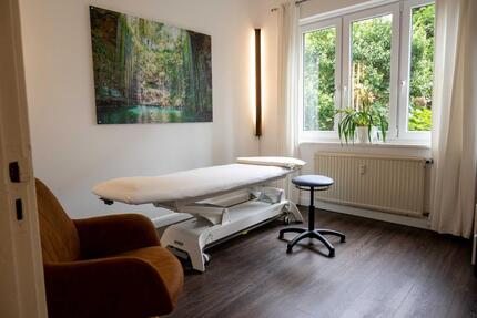 Praxisraum am Wochenende - 300,00&nbsp;EUR Kaltmiete, in Hamburg (PLZ: 22083) Barmbek-Süd